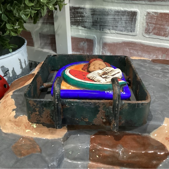 🔵 Extremely unique Mexico Art Decor Key Holder - Heavy Metal & Ceramic Crafted - Picture 5 of 11